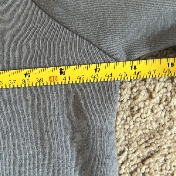 Jordan Jumpman Gray and Gold Basketball Net Graphic Sweatshirt Sz M 10 - 12 NWT - Picture 11 of 13